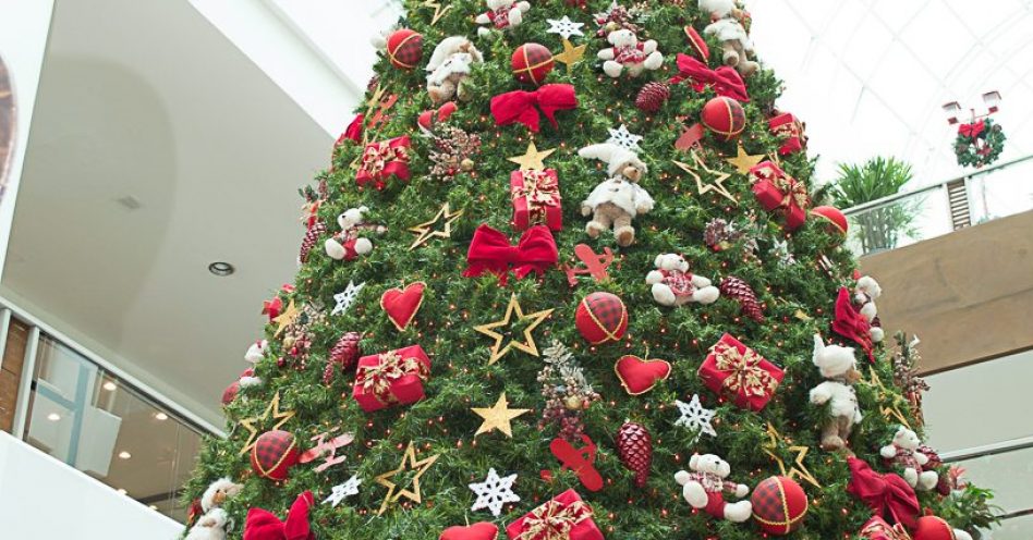 No Shopping Crystal, Natal é celebrado no escritório do Papai Noel