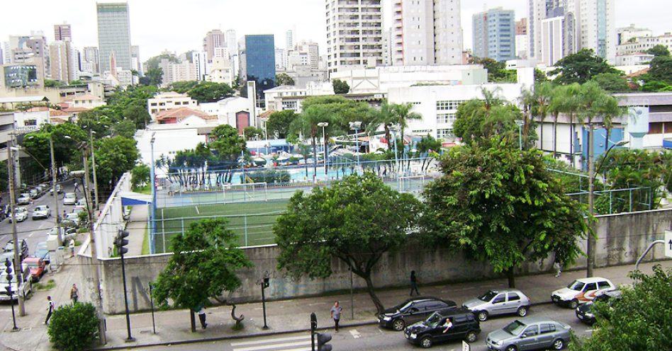 Lojas de bairro ganham mais adeptos