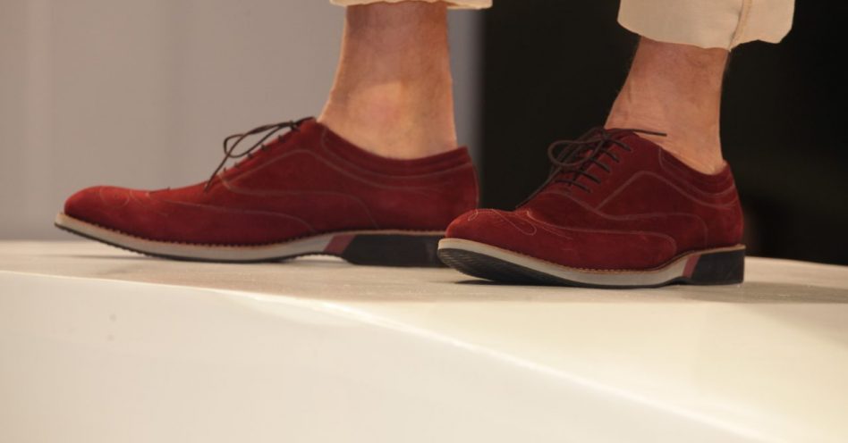 Casamento do casual com o social vai fazer a cabeça do homem na primavera-verão