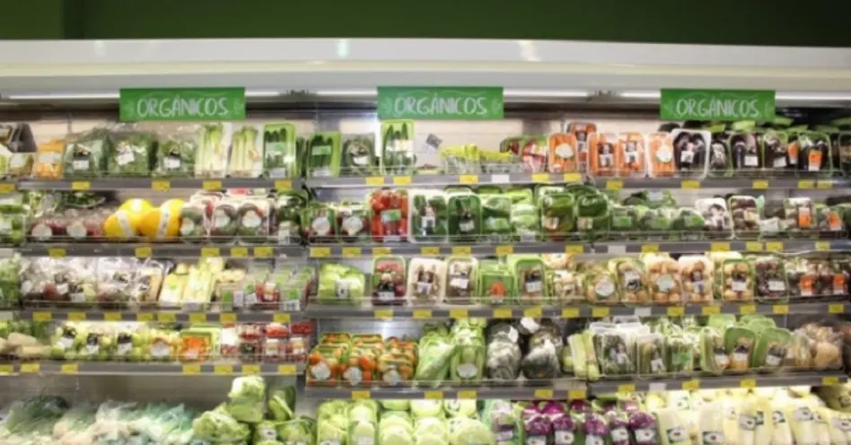 Busca por orgânicos faz produção crescer e supermercados buscam parceiros locais
