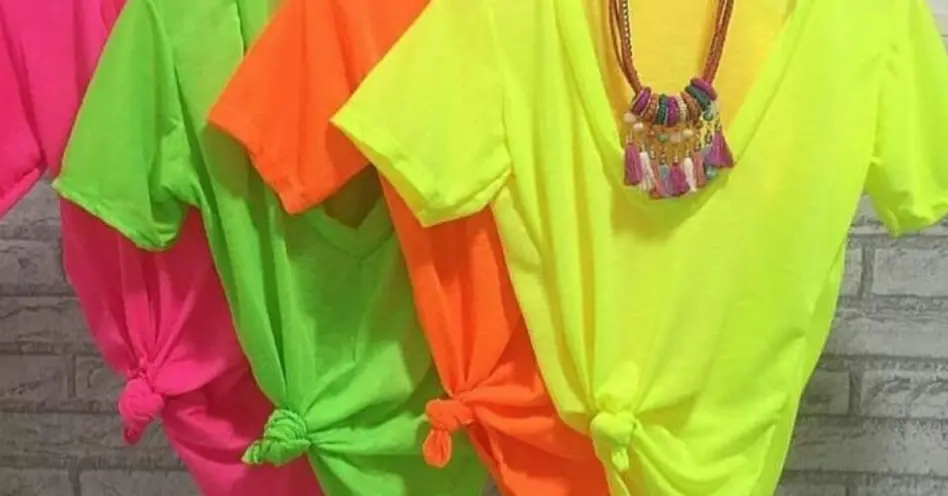 Moda: as peças em neon mais desejadas do momento