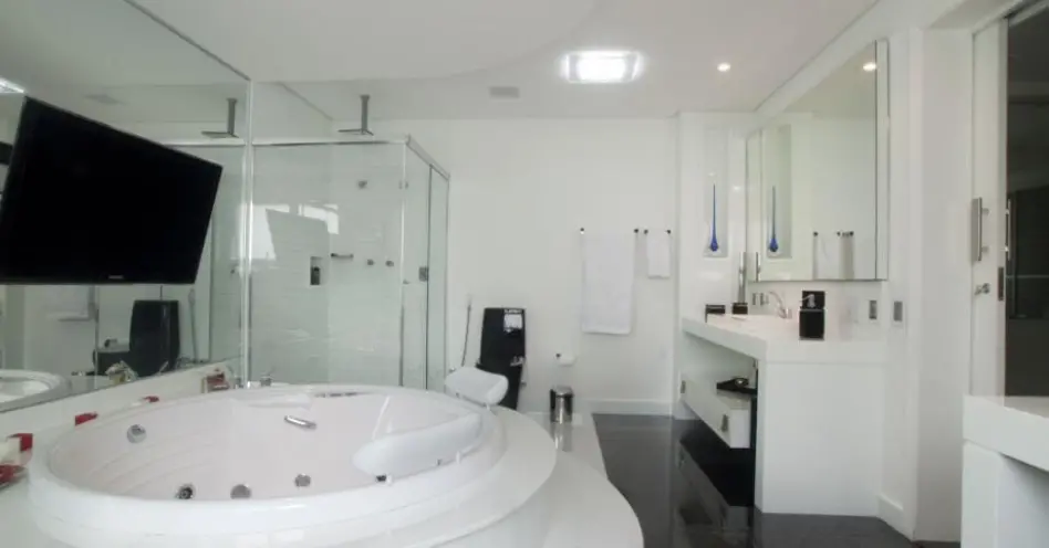 4 ideias simples para transformar seu banheiro em um Spa