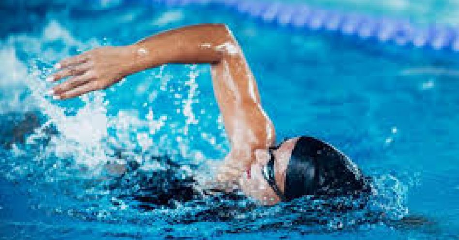 5 motivos para praticar natação