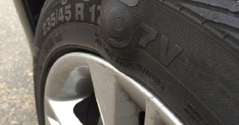 3 alertas na hora de compra ou troca de um pneu novo